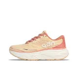 Оранжево-жёлтый