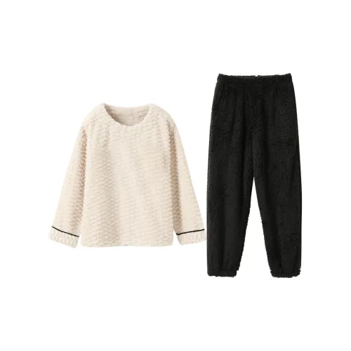 Huggy Kissy Кофе Женские Пижамные Комплекты