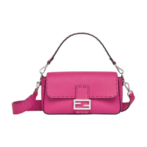 FENDI Baguette Телячья кожа Сумка через плечо Сумка среднего размера Женская Розовая