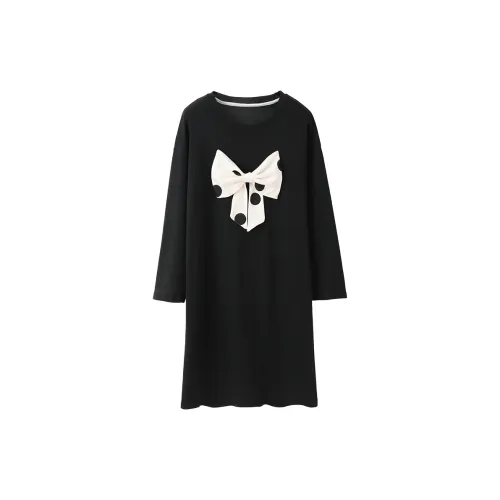 Huggy Kissy Черная Женская Ночная сорочка