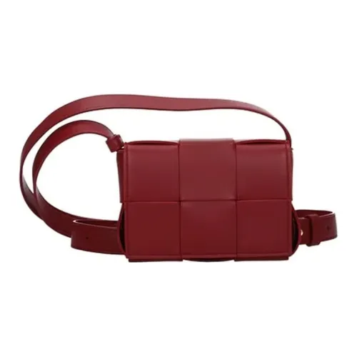 Bottega Veneta Cassette Sheepskin Tofu Bag Crossbody Mini Women's Dark Red Bottega Veneta Cassette Овчина Тофу Сумка Через плечо Мини Женская Темно-красная
