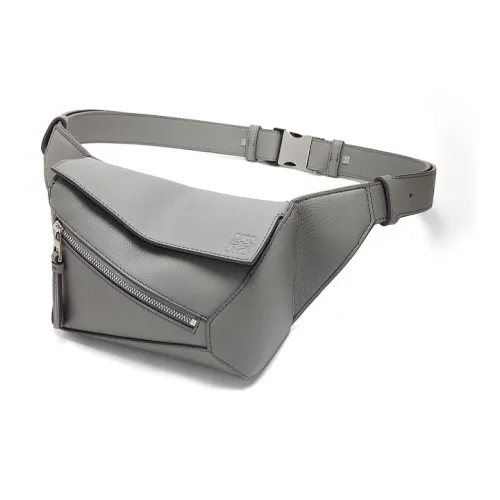 LOEWE Пазл Классический Коровья кожа Бананка Мини Мужской Асфальтовый серый