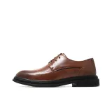 Темно-коричневый