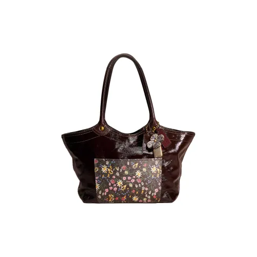 COACH Bleecker Клатчи Женские