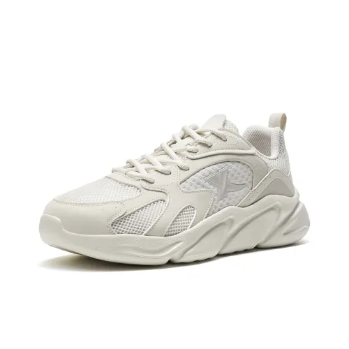 XTEP Амортизация Износостойкий Низкий Топ Толстая Подошва Мужские Кроссовки Чайный Белый