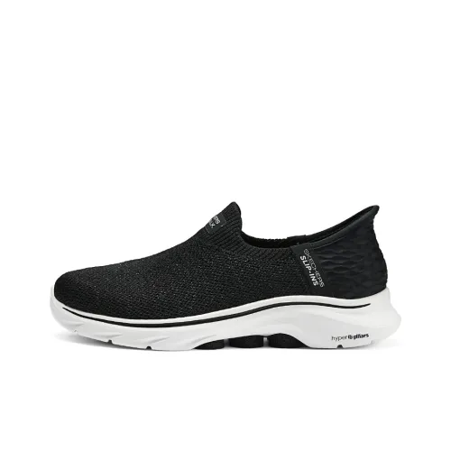 Skechers GO WALK 7 Low Топ Повседневные Беговые кроссовки Женские Черно-белые