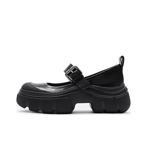 Staccato Грубый каблук Туфли Мэри Джейн 6 см Женские