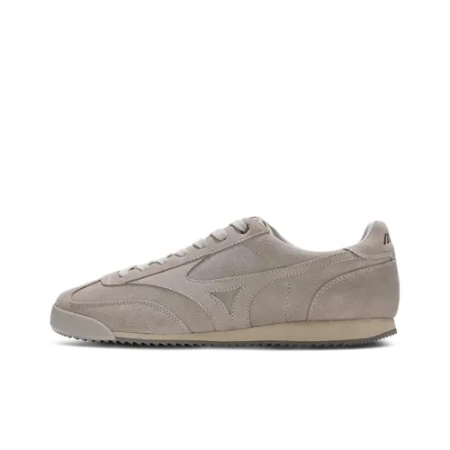 Mizuno LG 60S Беговые кроссовки Низкий верх Грязно-коричневый Унисекс