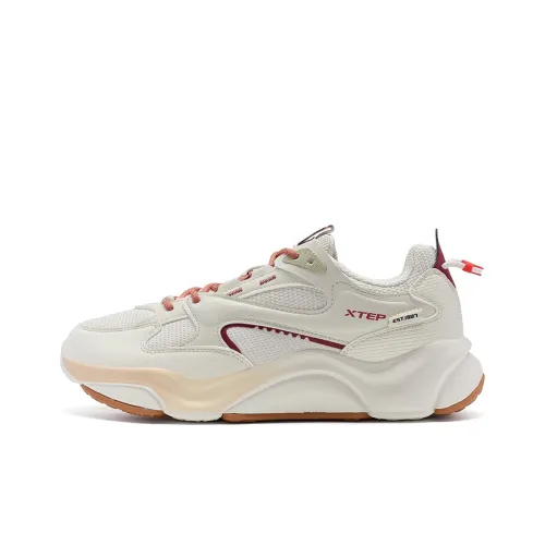 China Post x XTEP Низкий Топ Casual Мужской Чайный Белый Темно-Красный