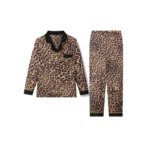 Пижамный комплект Flowers in Water женский с леопардовым принтом