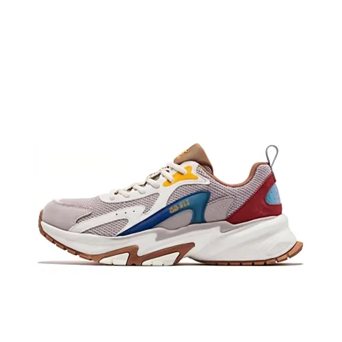 QIAODAN Slip-resistant и дышащие низкие беговые кроссовки для мужчин коричневые