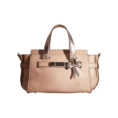 COACH Swagger Pebble Leather Handbag Shoulder Bag Crossbody Bag Large Women's CAMEL