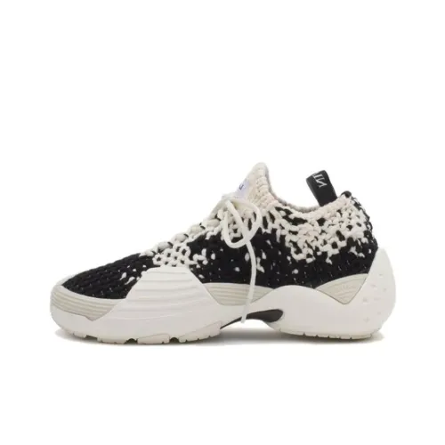 Lanvin Низкий топ Повседневная обувь Женская Черный Белый