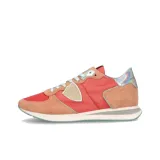 Персиковый