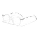 Прозрачный