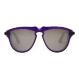 Фиолетовый