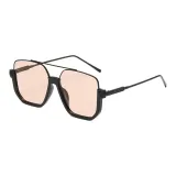 Черная оправа с чайными линзами