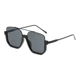 Черная оправа с черно-серыми линзами