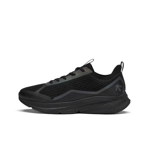 DESCENTE Беговые кроссовки Low Top BK Черные Мужские