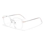 Прозрачный