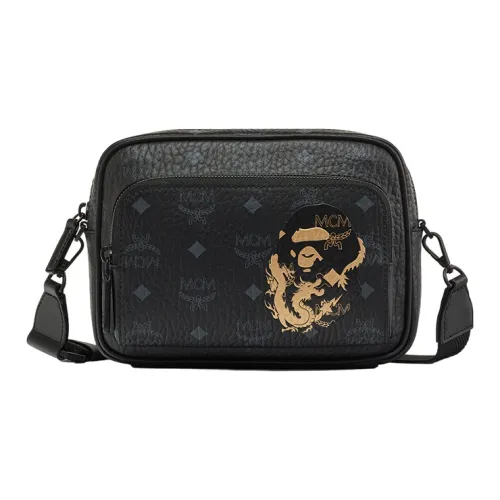 MCM × BAPE совместный бренд Aren CNY Visetos кожа одно плечо через плечо бананка унисекс черный