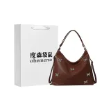 Коричневый