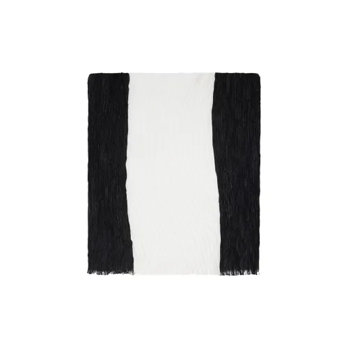 ISSEY MIYAKE Вязаные шарфы Унисекс