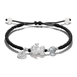 Китайское благоприятное животное - черный