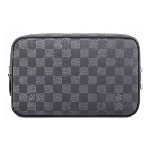 LOUIS VUITTON Кожа Клатч Средний Мужской Серый