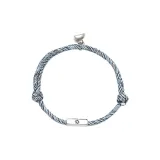 Солнце и Луна магнитно привлекают друг друга в парном браслете