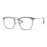 Дымчато-серый