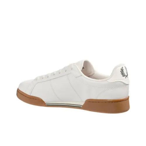 FRED PERRY Низкие кроссовки для скейтбординга Мужские Белые