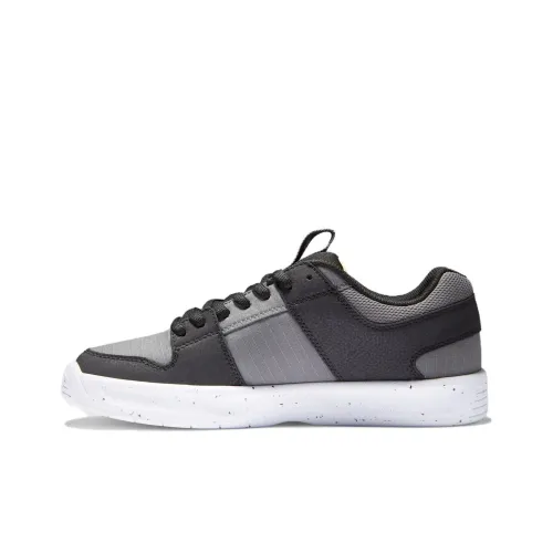 DC Shoes Slip-resistant Abrasion-resistant Low Top Casual Shoes Women's Black Gray Green DC Shoes Противоскользящие Износостойкие Низкие Топ Повседневная Обувь Женская Черный Серый Зеленый