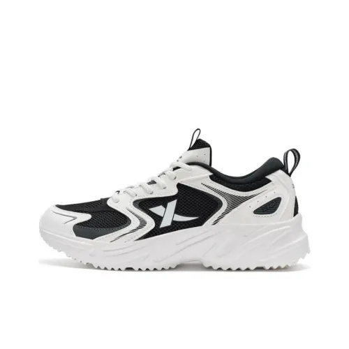 XTEP Slip-resistant Breathable Lightweight Low-Top Casual Shoes Men's Black White XTEP Противоскользящий Дышащий Легкий Низкий Топ Повседневная Обувь Мужская Черный Белый