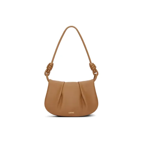 LOEWE Сумки через плечо Женские