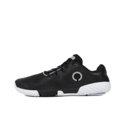 SKORA Беговые кроссовки Low Top Черные Мужские