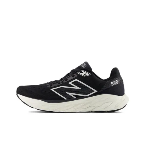 New Balance 880v14 Беговые кроссовки Низкий топ Черный Белый Мужской
