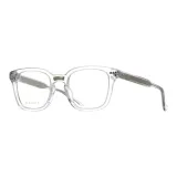 Прозрачный