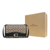 Желтая коробка