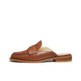 Коричневый