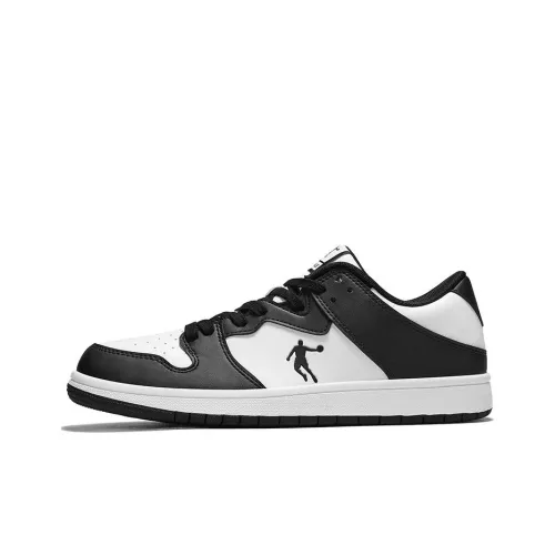 QIAODAN Slip-resistant Abrasion-resistant Low-top Skateboard Shoes Women's Black White QIAODAN Противоскользящие Износостойкие Низкие Кеды для Скейтбординга Женские Черный Белый