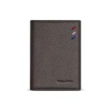 Тридцать процентов кофе, зернистая кожа личи