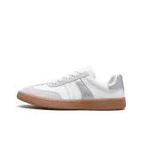 Бело-серый Серебристый