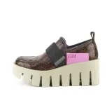 Коричневый