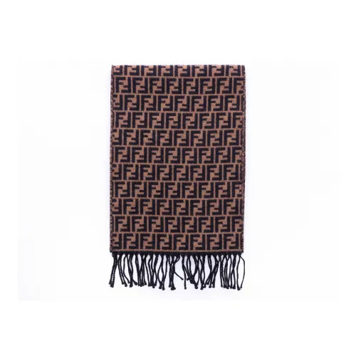 FENDI Шарфы из шерсти для женщин