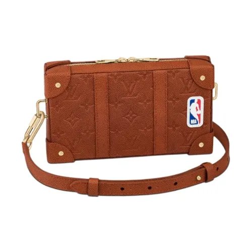 LOUIS VUITTON NBA Collaboration SOFT TRUNK Холст с кожей Маленькая квадратная сумка Сумка через плечо Мужская Коричневая