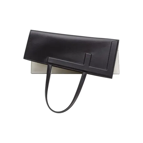 FENDI Телячья кожа Сумка Большая Женская Черная Белая