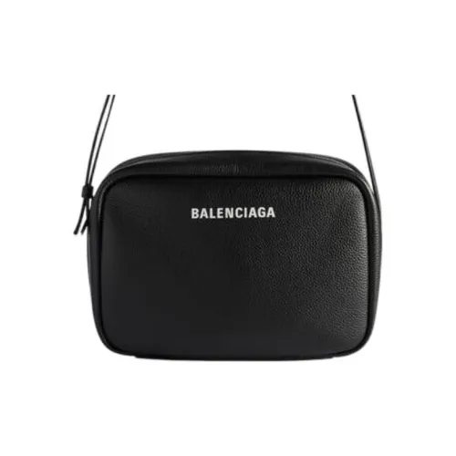 BALENCIAGA Повседневные сумки через плечо женские