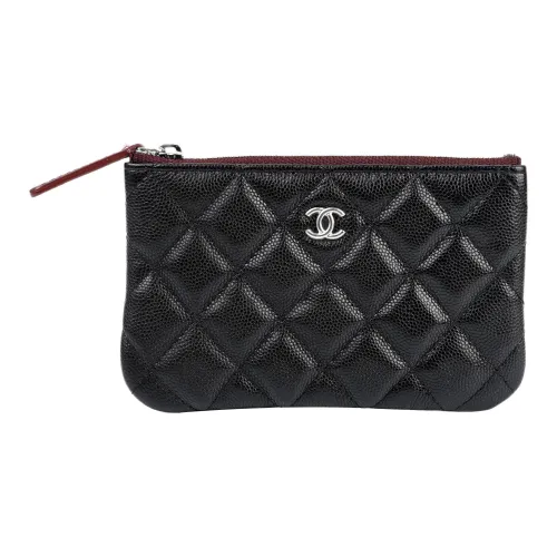 CHANEL Клатч из коровьей кожи женский черный