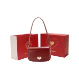 Красный (и Красная коробка с посланием любви)